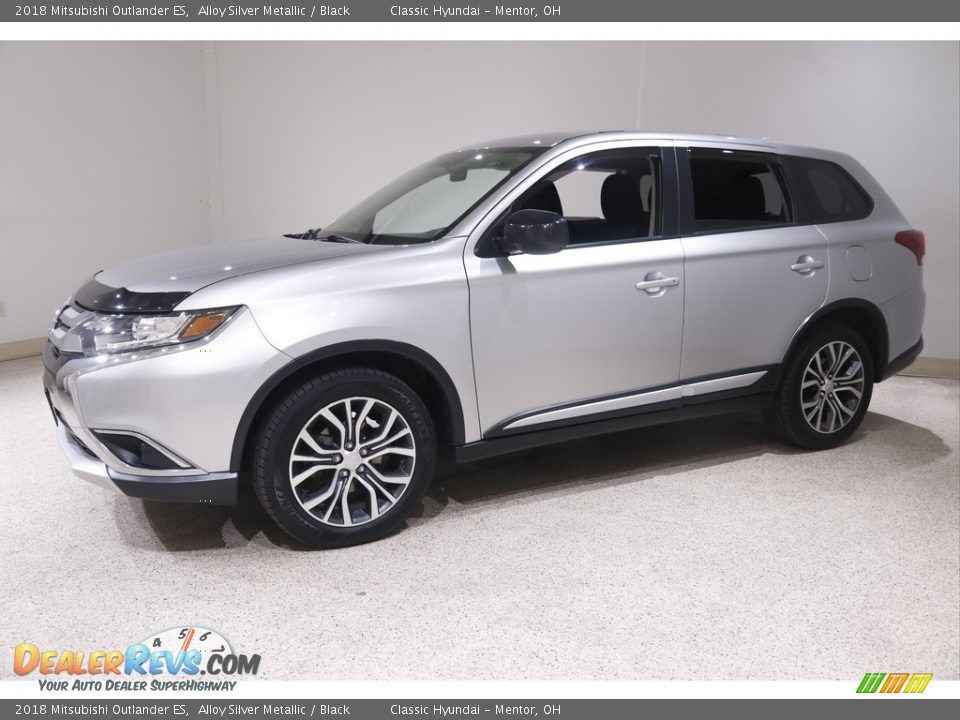 2018 Mitsubishi Outlander ES Alloy Silver Metallic / Black Photo #3