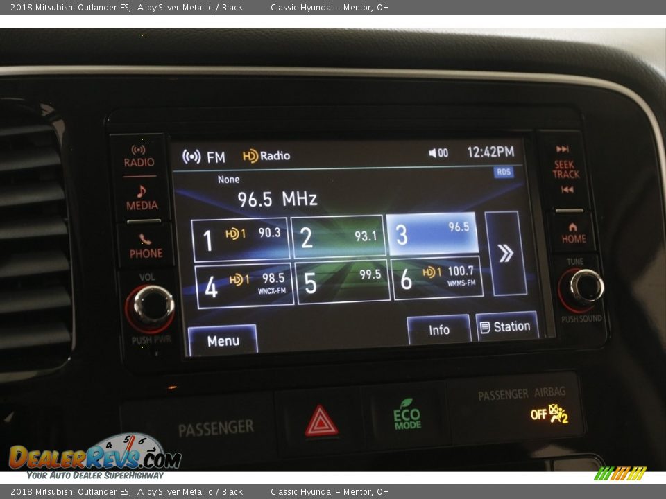 2018 Mitsubishi Outlander ES Alloy Silver Metallic / Black Photo #10