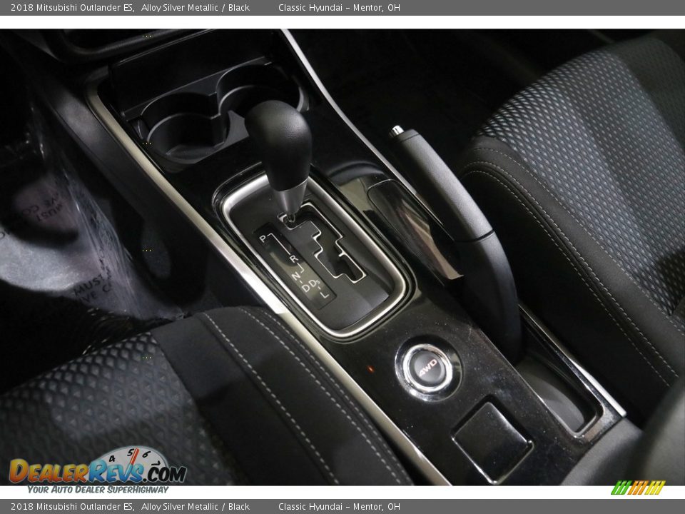 2018 Mitsubishi Outlander ES Alloy Silver Metallic / Black Photo #13
