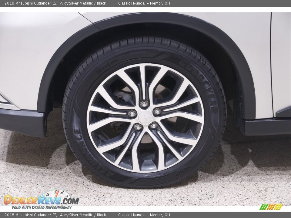 2018 Mitsubishi Outlander ES Alloy Silver Metallic / Black Photo #20