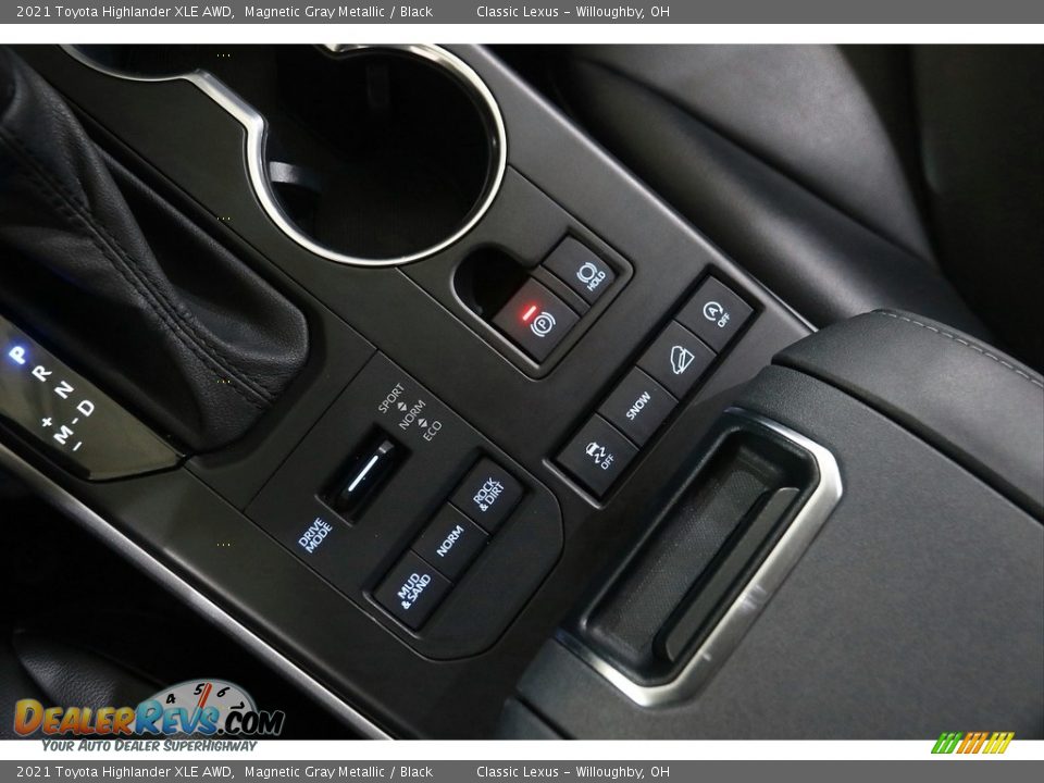 2021 Toyota Highlander XLE AWD Magnetic Gray Metallic / Black Photo #14