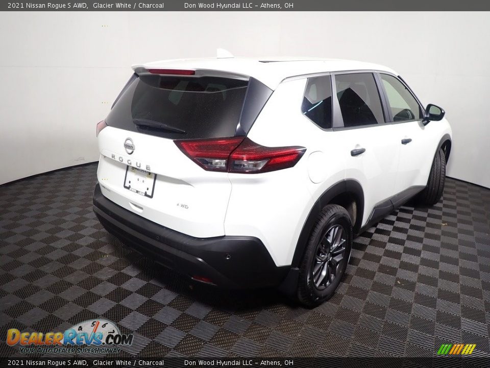 2021 Nissan Rogue S AWD Glacier White / Charcoal Photo #17