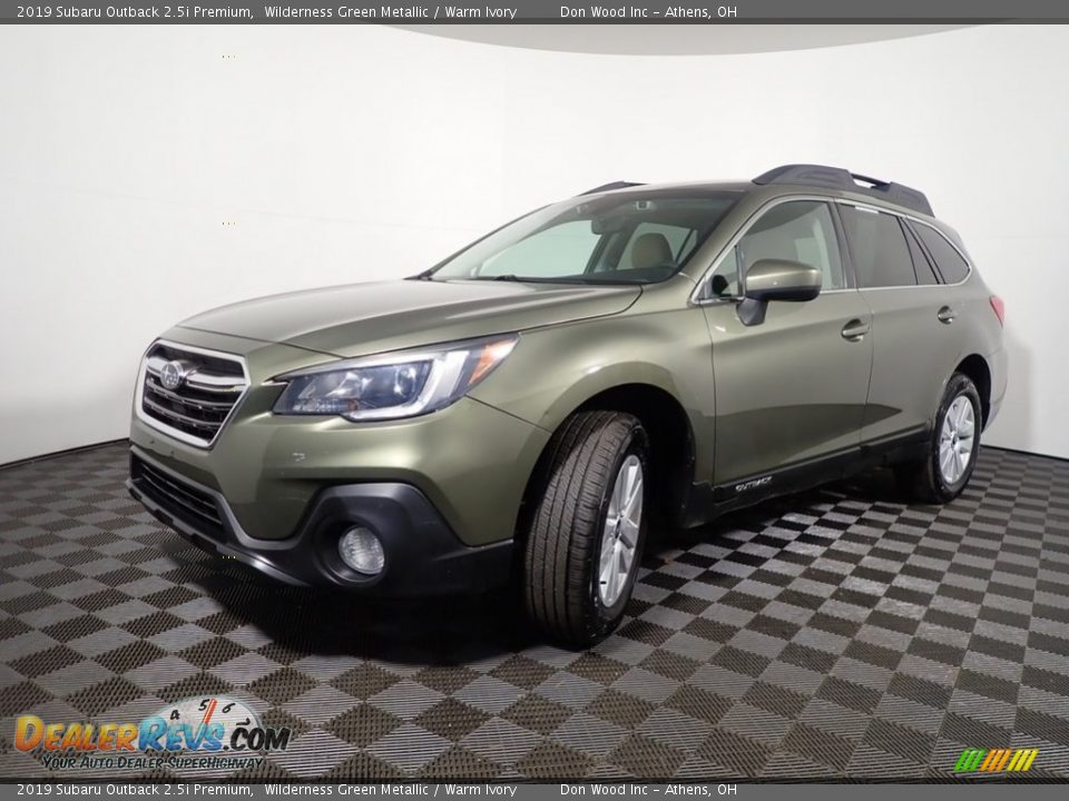 2019 Subaru Outback 2.5i Premium Wilderness Green Metallic / Warm Ivory Photo #7