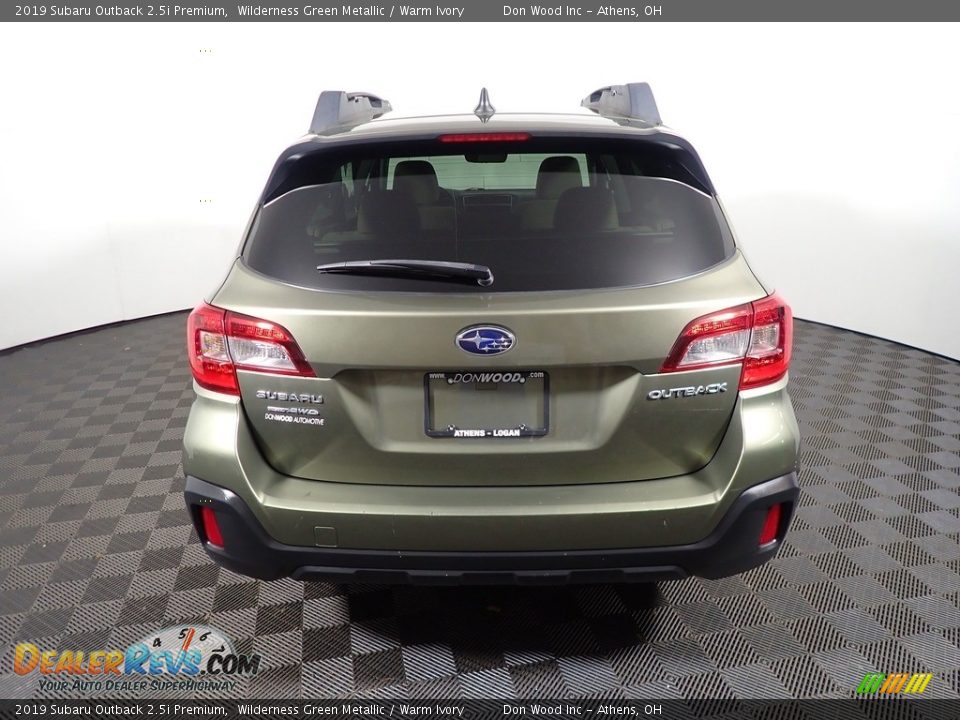 2019 Subaru Outback 2.5i Premium Wilderness Green Metallic / Warm Ivory Photo #11
