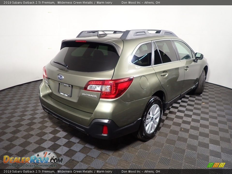 2019 Subaru Outback 2.5i Premium Wilderness Green Metallic / Warm Ivory Photo #15