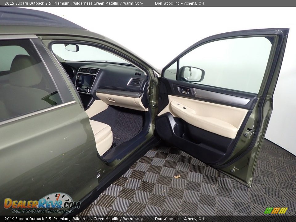 2019 Subaru Outback 2.5i Premium Wilderness Green Metallic / Warm Ivory Photo #34