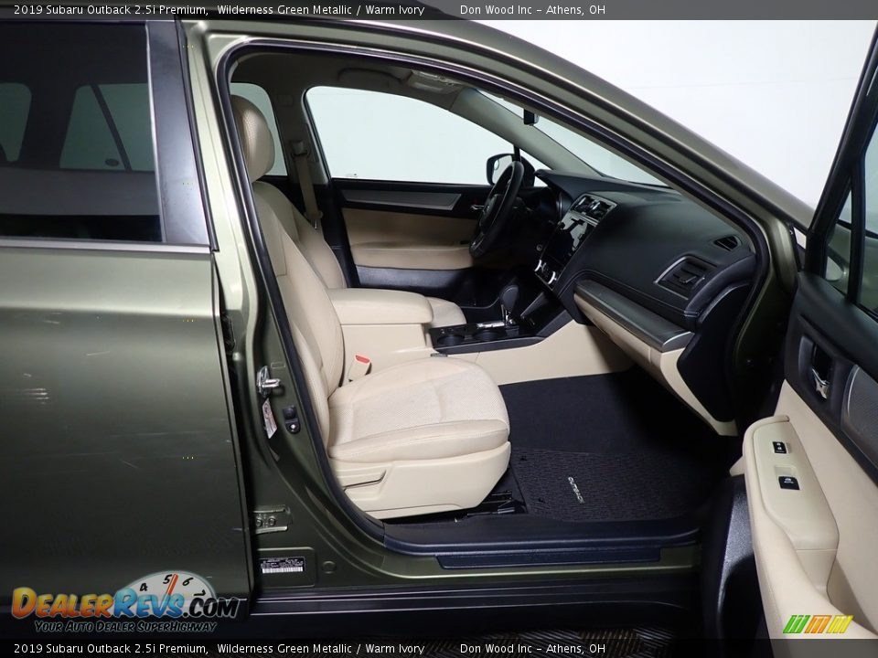 2019 Subaru Outback 2.5i Premium Wilderness Green Metallic / Warm Ivory Photo #35