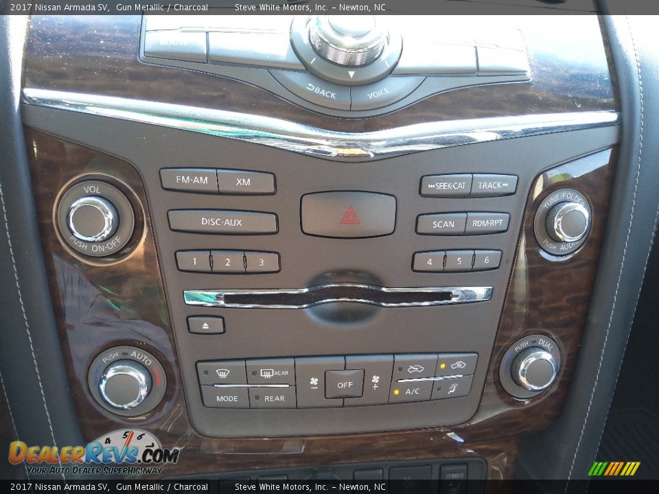 Controls of 2017 Nissan Armada SV Photo #26