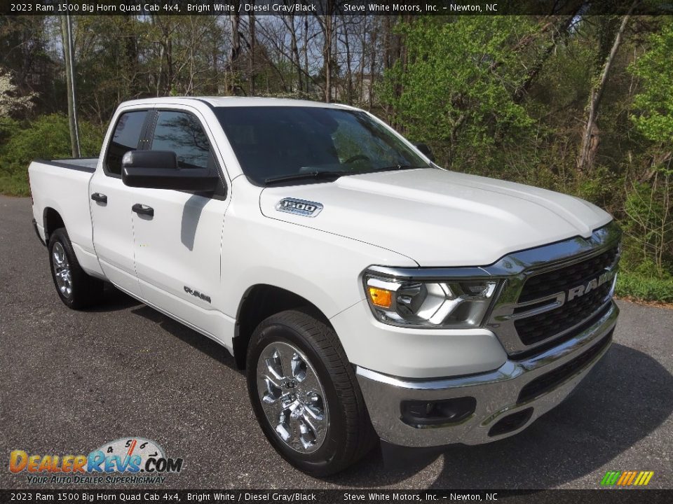 Front 3/4 View of 2023 Ram 1500 Big Horn Quad Cab 4x4 Photo #4