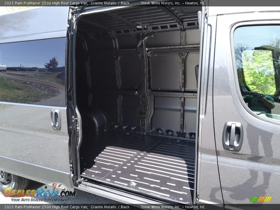 2023 Ram ProMaster 2500 High Roof Cargo Van Granite Metallic / Black Photo #14