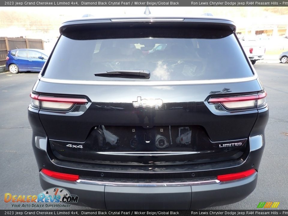 2023 Jeep Grand Cherokee L Limited 4x4 Diamond Black Crystal Pearl / Wicker Beige/Global Black Photo #4