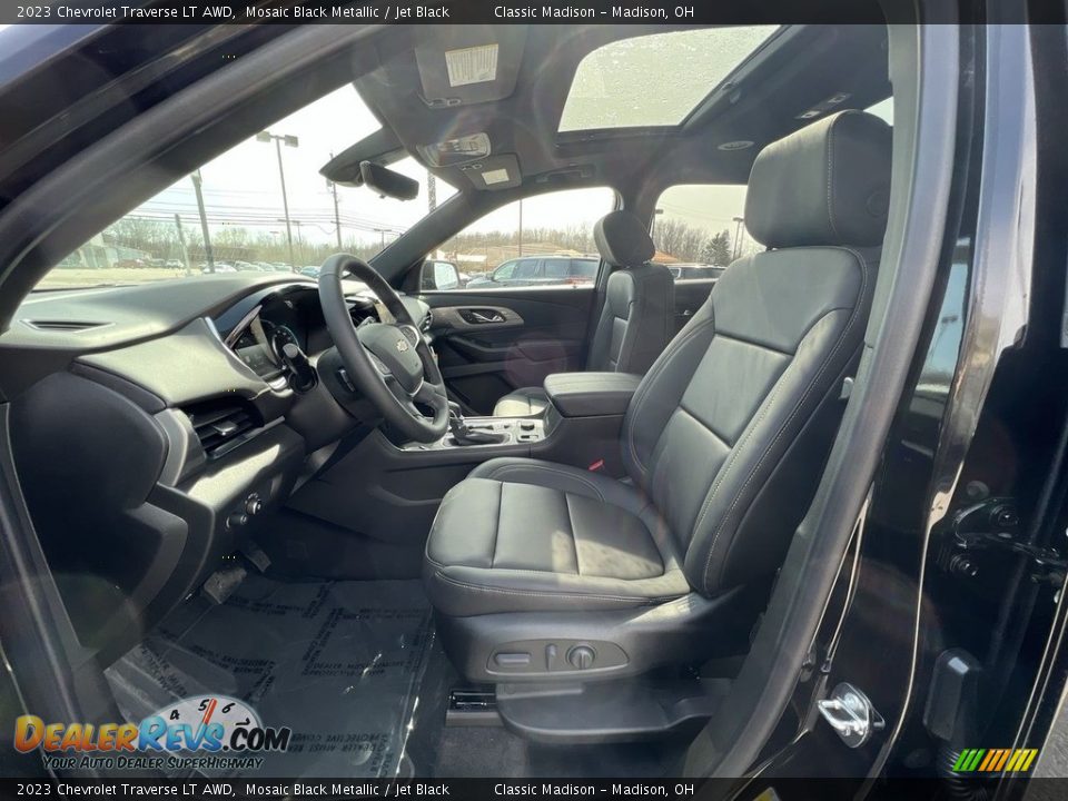 2023 Chevrolet Traverse LT AWD Mosaic Black Metallic / Jet Black Photo #6