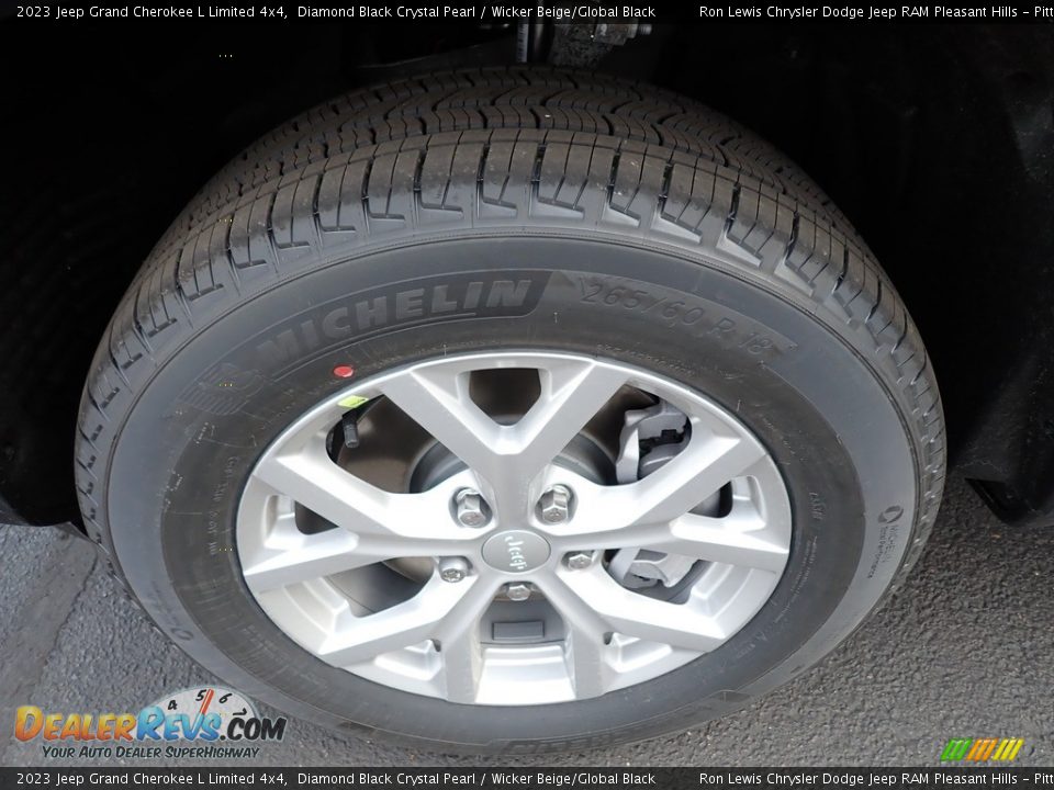 2023 Jeep Grand Cherokee L Limited 4x4 Diamond Black Crystal Pearl / Wicker Beige/Global Black Photo #10
