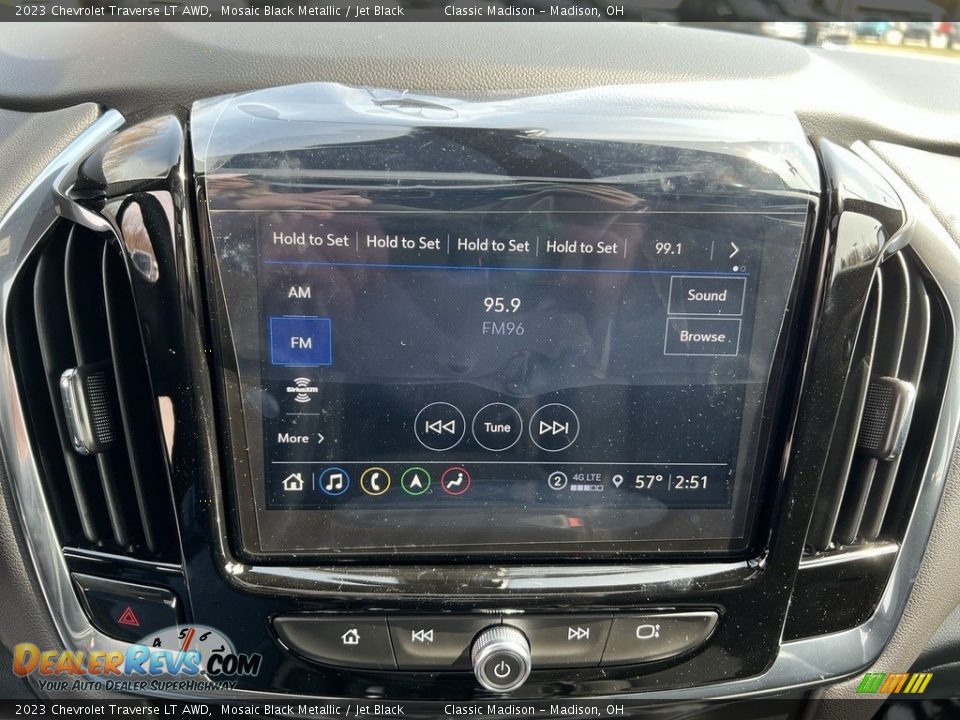 2023 Chevrolet Traverse LT AWD Mosaic Black Metallic / Jet Black Photo #11