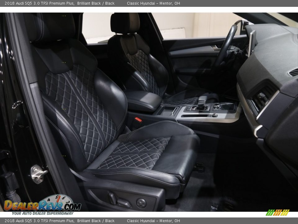 Front Seat of 2018 Audi SQ5 3.0 TFSI Premium Plus Photo #18