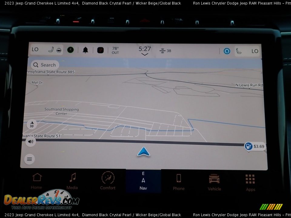 2023 Jeep Grand Cherokee L Limited 4x4 Diamond Black Crystal Pearl / Wicker Beige/Global Black Photo #18