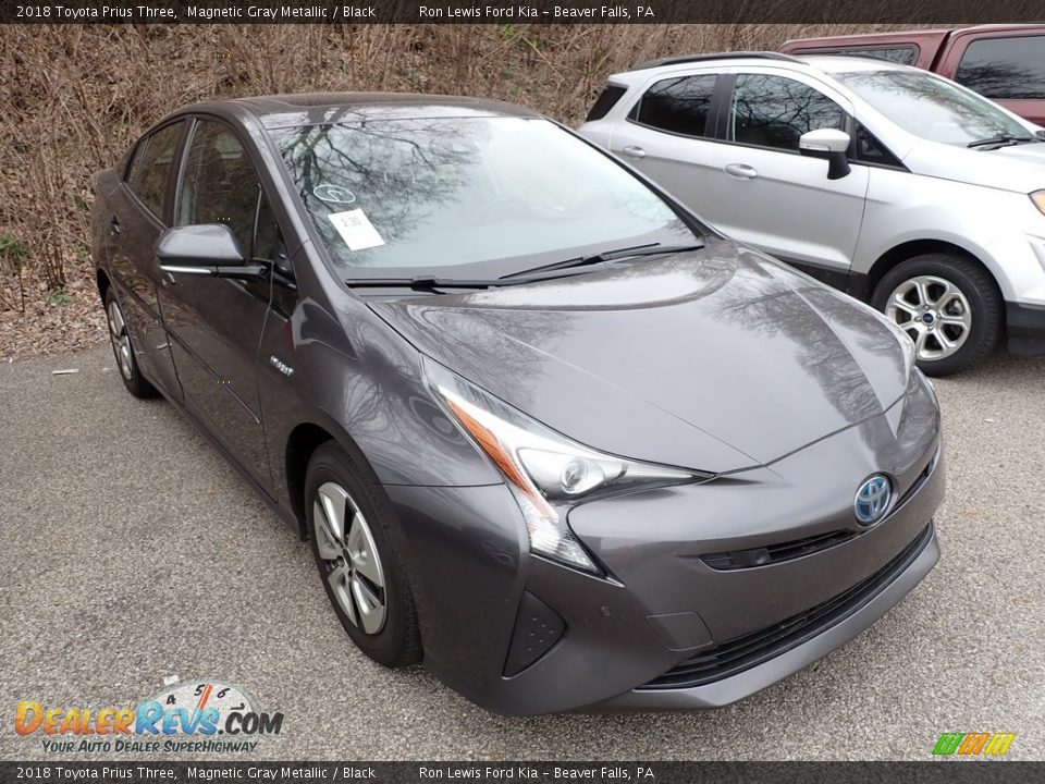 2018 Toyota Prius Three Magnetic Gray Metallic / Black Photo #3
