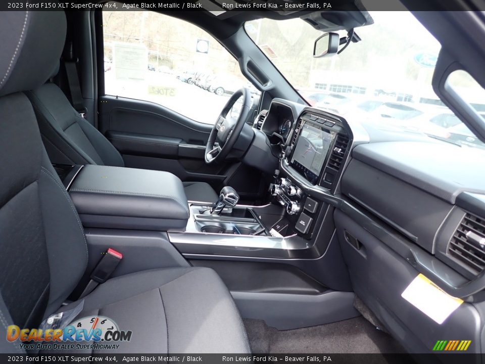 2023 Ford F150 XLT SuperCrew 4x4 Agate Black Metallic / Black Photo #12