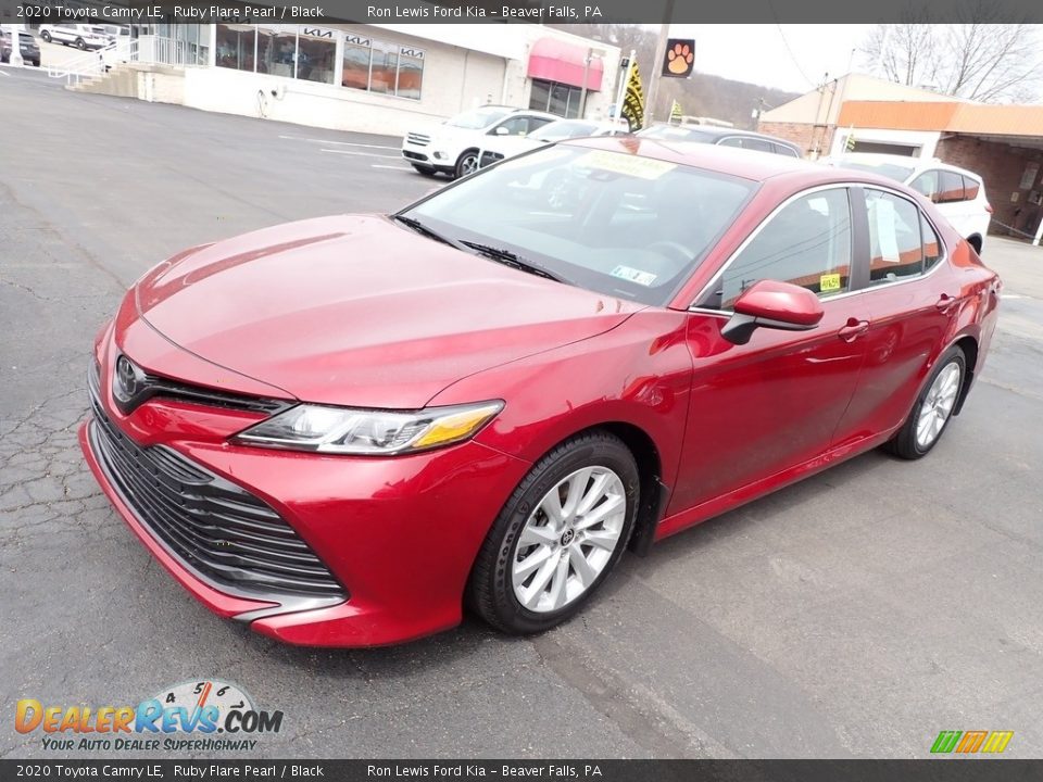 2020 Toyota Camry LE Ruby Flare Pearl / Black Photo #4