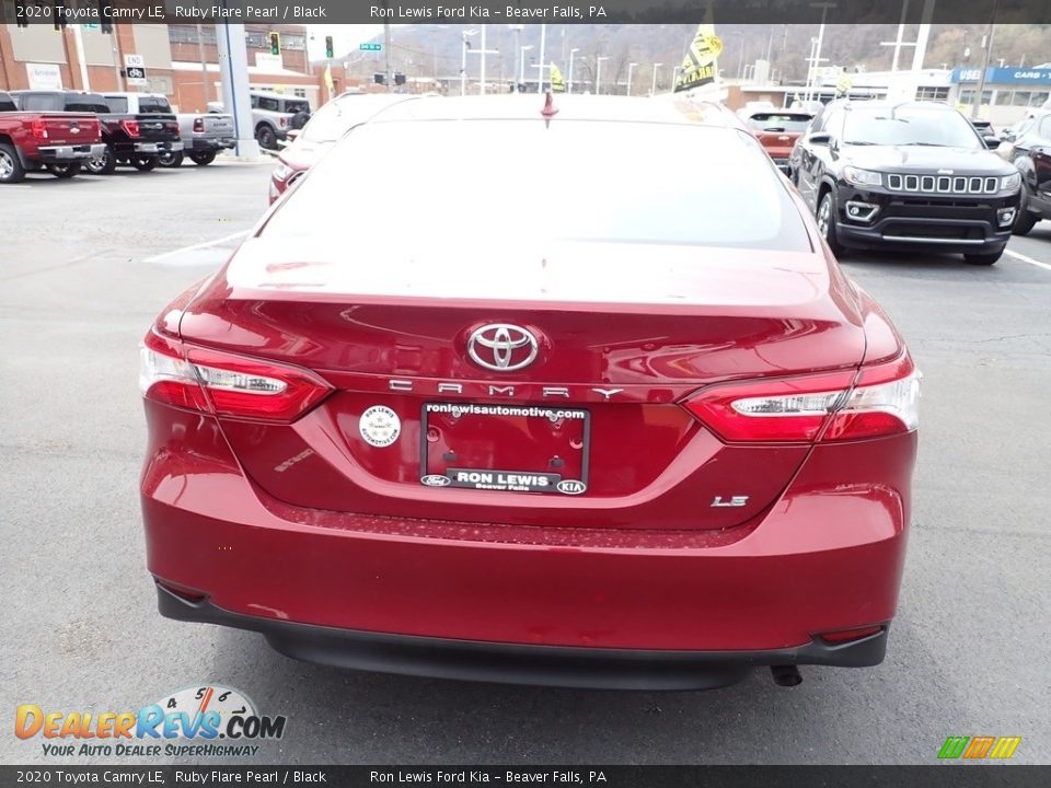 2020 Toyota Camry LE Ruby Flare Pearl / Black Photo #7