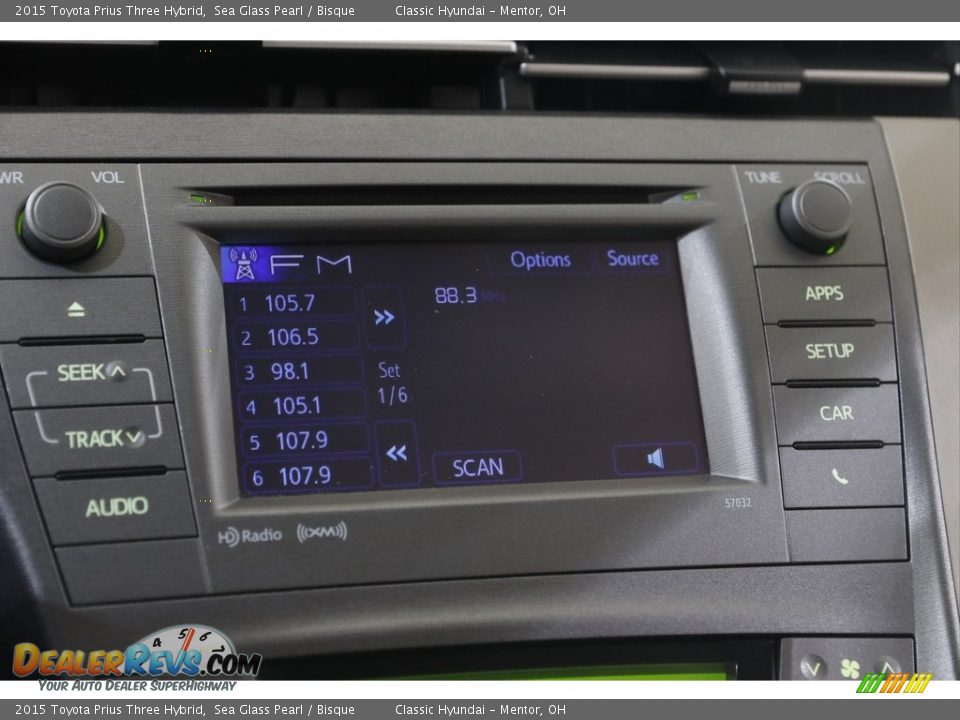 2015 Toyota Prius Three Hybrid Sea Glass Pearl / Bisque Photo #10