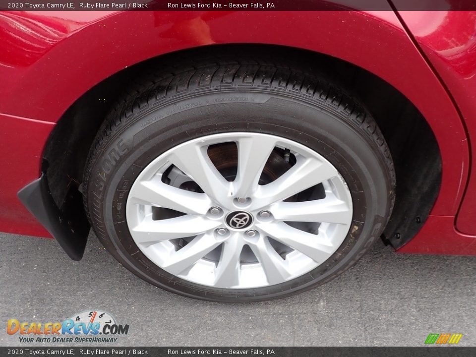 2020 Toyota Camry LE Ruby Flare Pearl / Black Photo #9