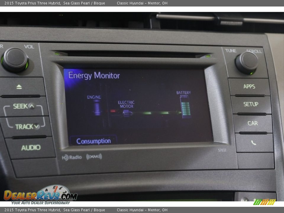 2015 Toyota Prius Three Hybrid Sea Glass Pearl / Bisque Photo #12