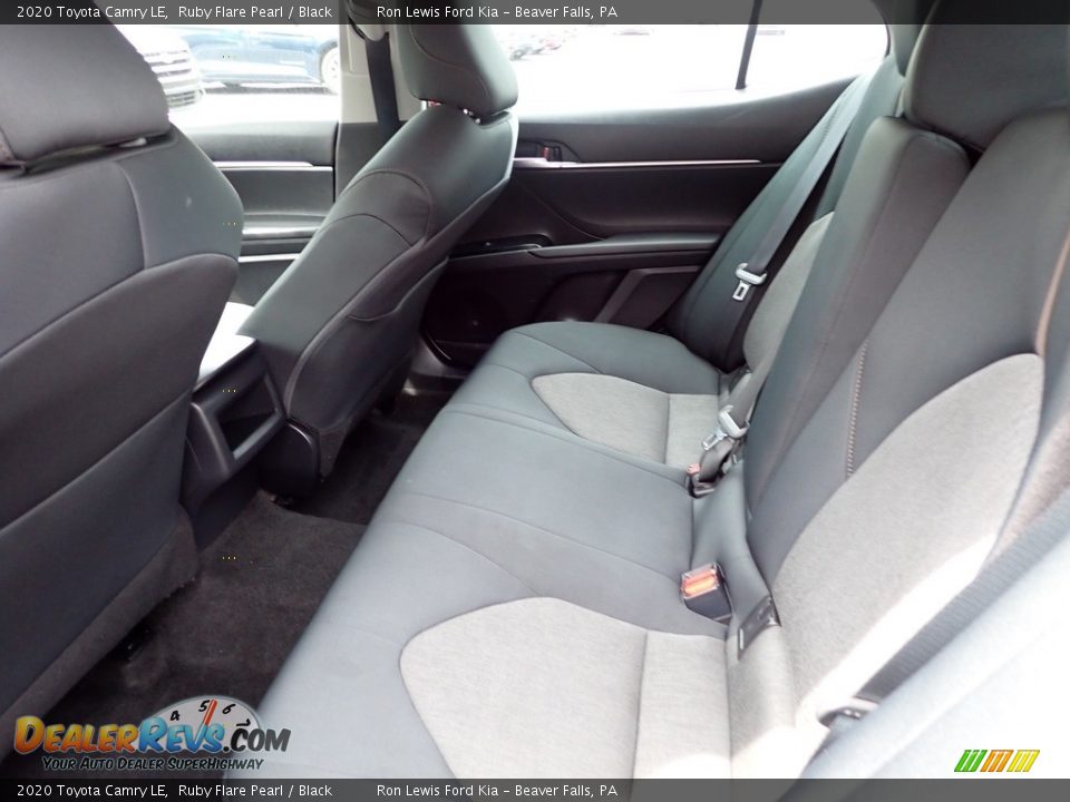2020 Toyota Camry LE Ruby Flare Pearl / Black Photo #12