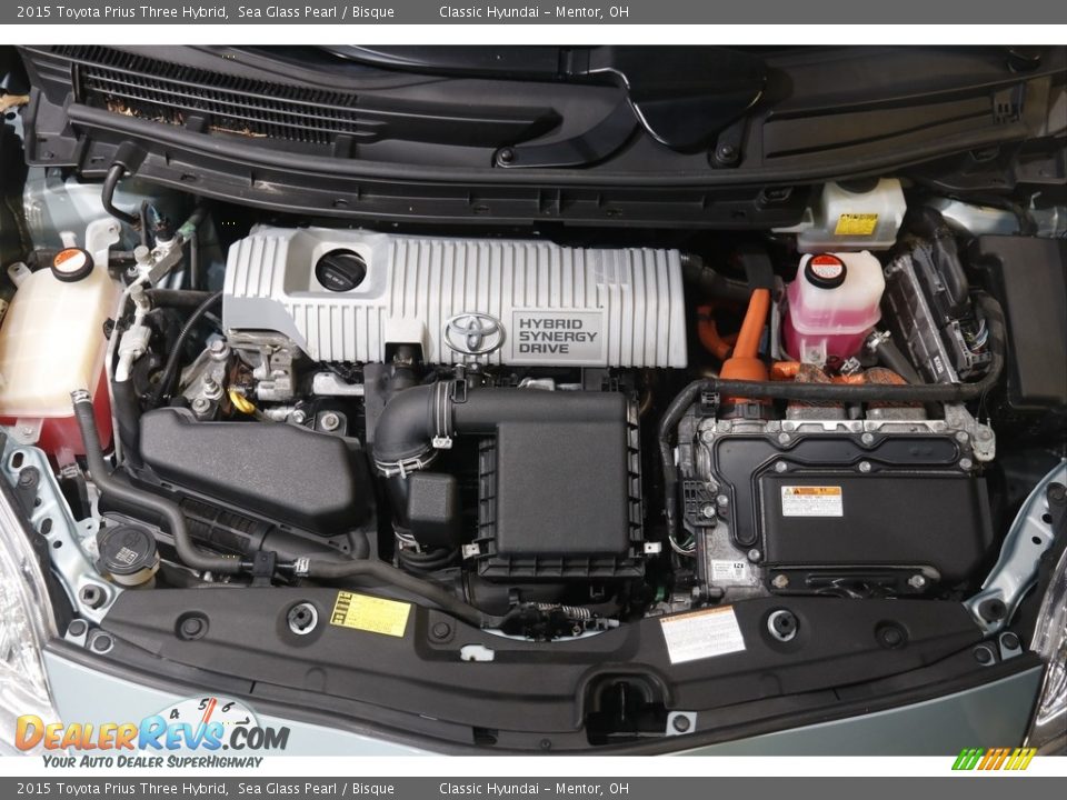 2015 Toyota Prius Three Hybrid Sea Glass Pearl / Bisque Photo #20
