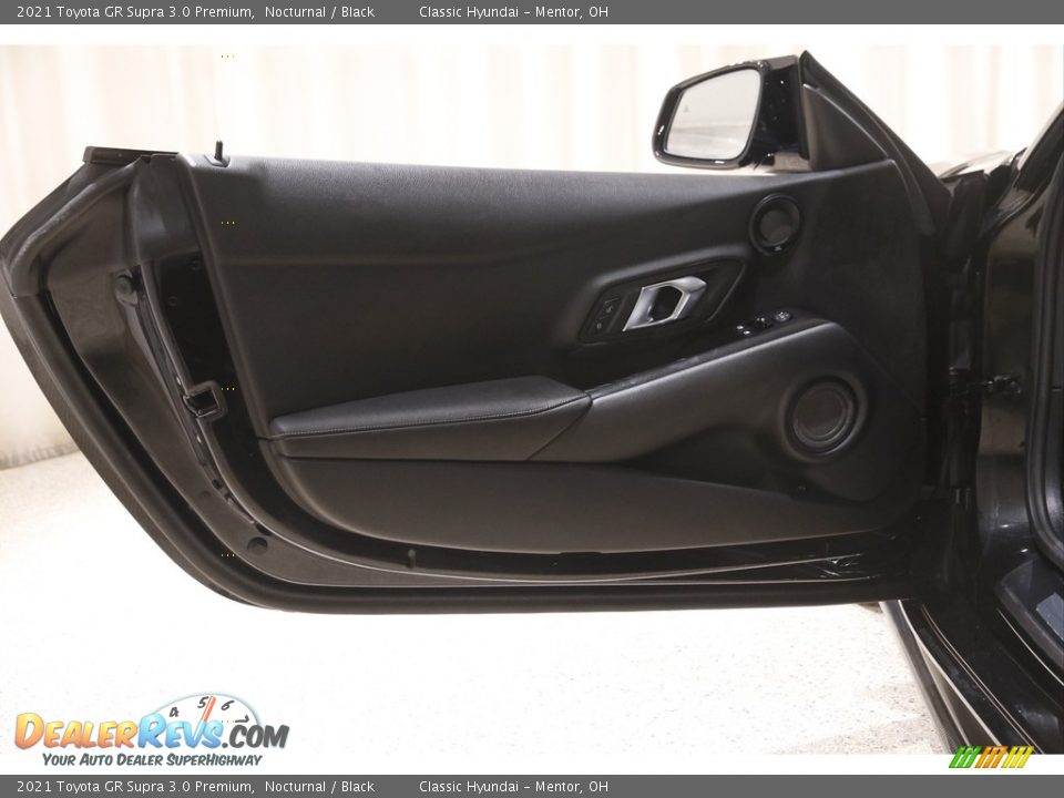 Door Panel of 2021 Toyota GR Supra 3.0 Premium Photo #5
