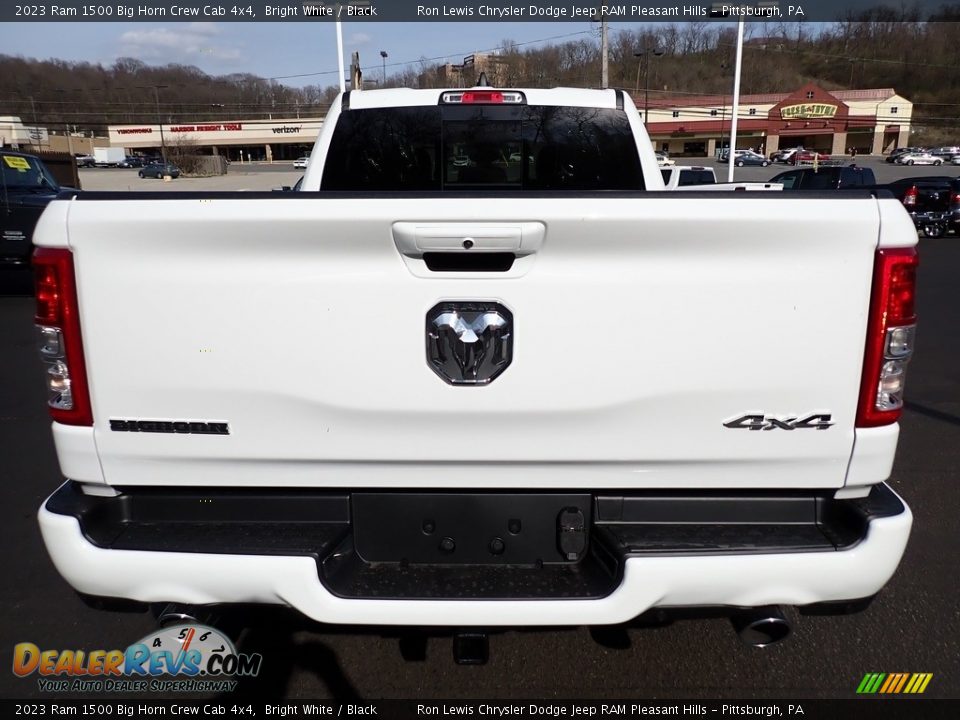 2023 Ram 1500 Big Horn Crew Cab 4x4 Bright White / Black Photo #4