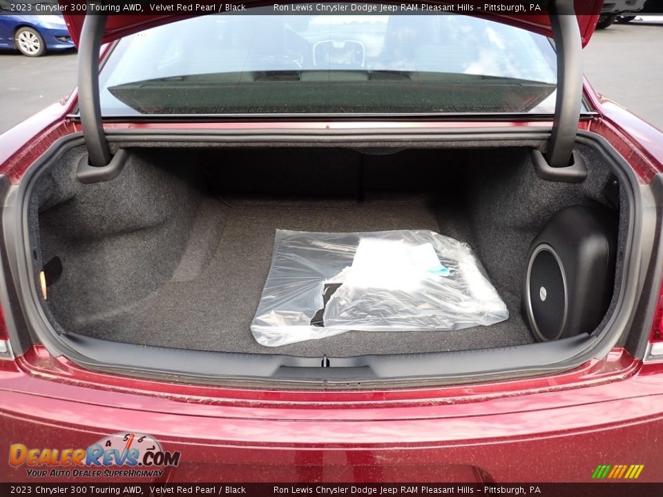 2023 Chrysler 300 Touring AWD Trunk Photo #5