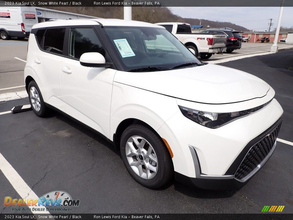 2023 Kia Soul LX Snow White Pearl / Black Photo #2