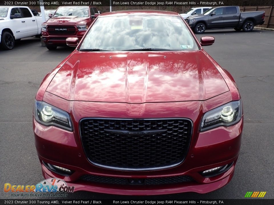 2023 Chrysler 300 Touring AWD Velvet Red Pearl / Black Photo #9