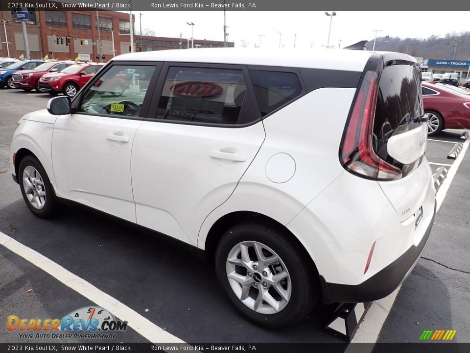 2023 Kia Soul LX Snow White Pearl / Black Photo #6