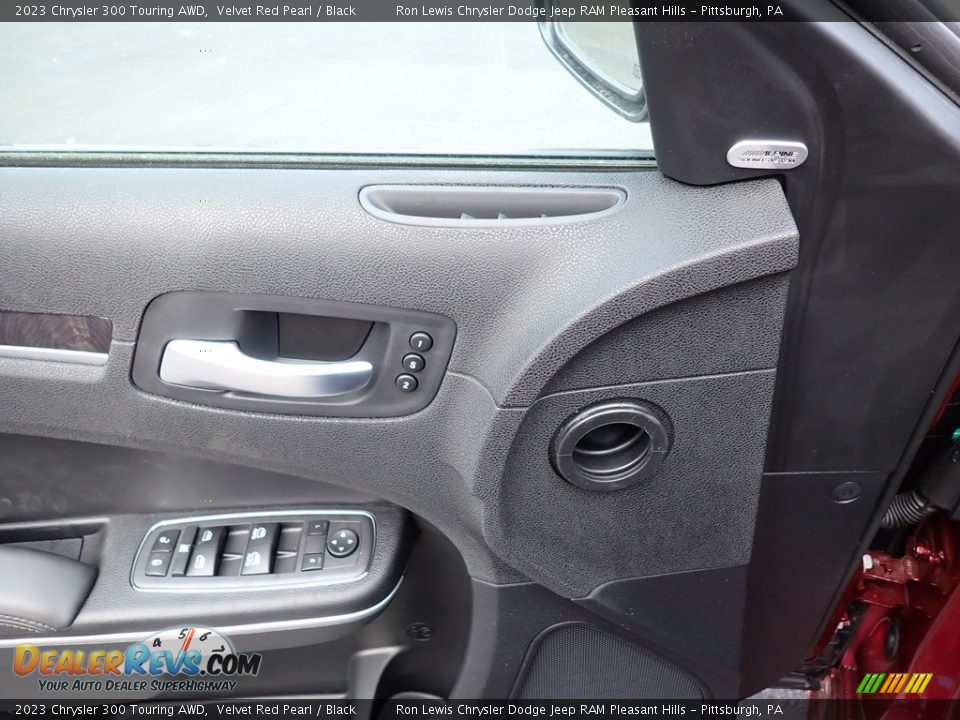 Door Panel of 2023 Chrysler 300 Touring AWD Photo #15