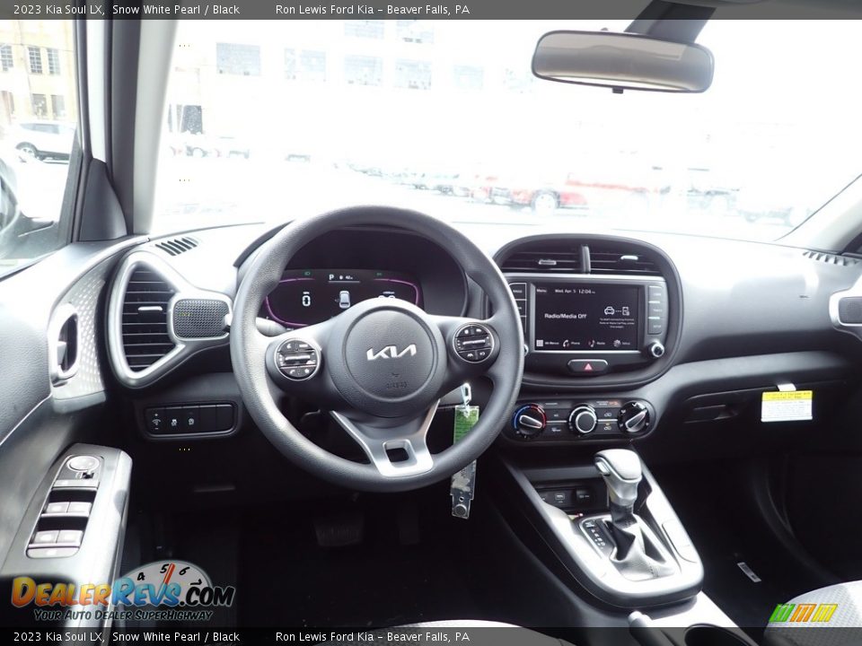 2023 Kia Soul LX Snow White Pearl / Black Photo #13