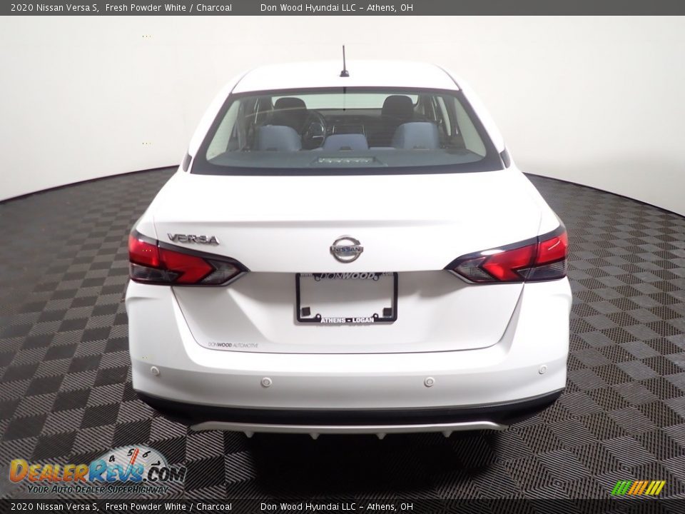 2020 Nissan Versa S Fresh Powder White / Charcoal Photo #13
