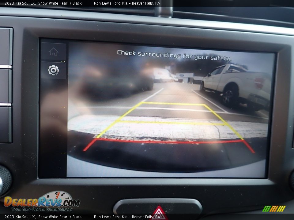 2023 Kia Soul LX Snow White Pearl / Black Photo #18