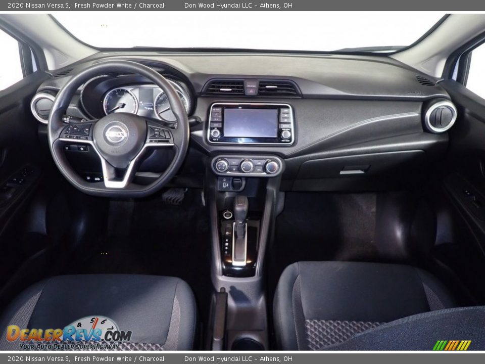2020 Nissan Versa S Fresh Powder White / Charcoal Photo #22