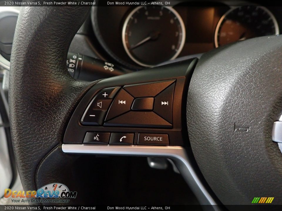 2020 Nissan Versa S Fresh Powder White / Charcoal Photo #27