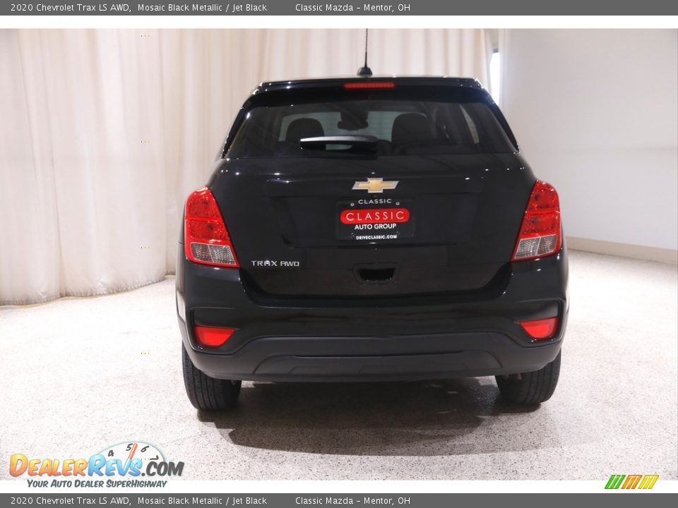 2020 Chevrolet Trax LS AWD Mosaic Black Metallic / Jet Black Photo #17