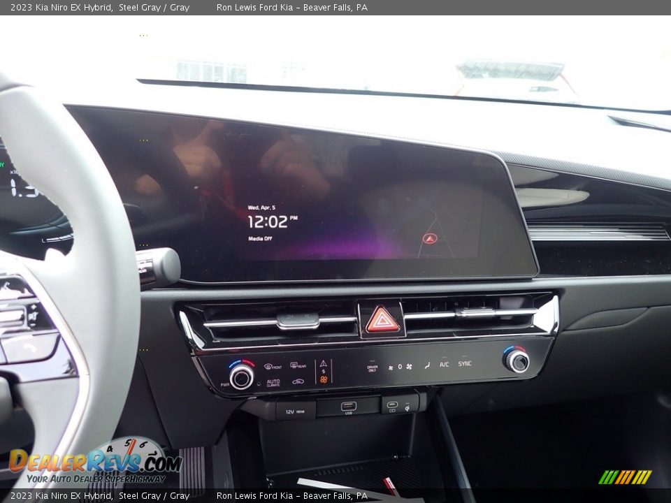 2023 Kia Niro EX Hybrid Steel Gray / Gray Photo #17