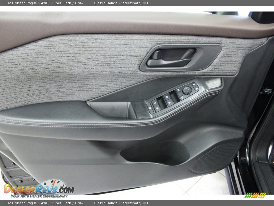Door Panel of 2021 Nissan Rogue S AWD Photo #15