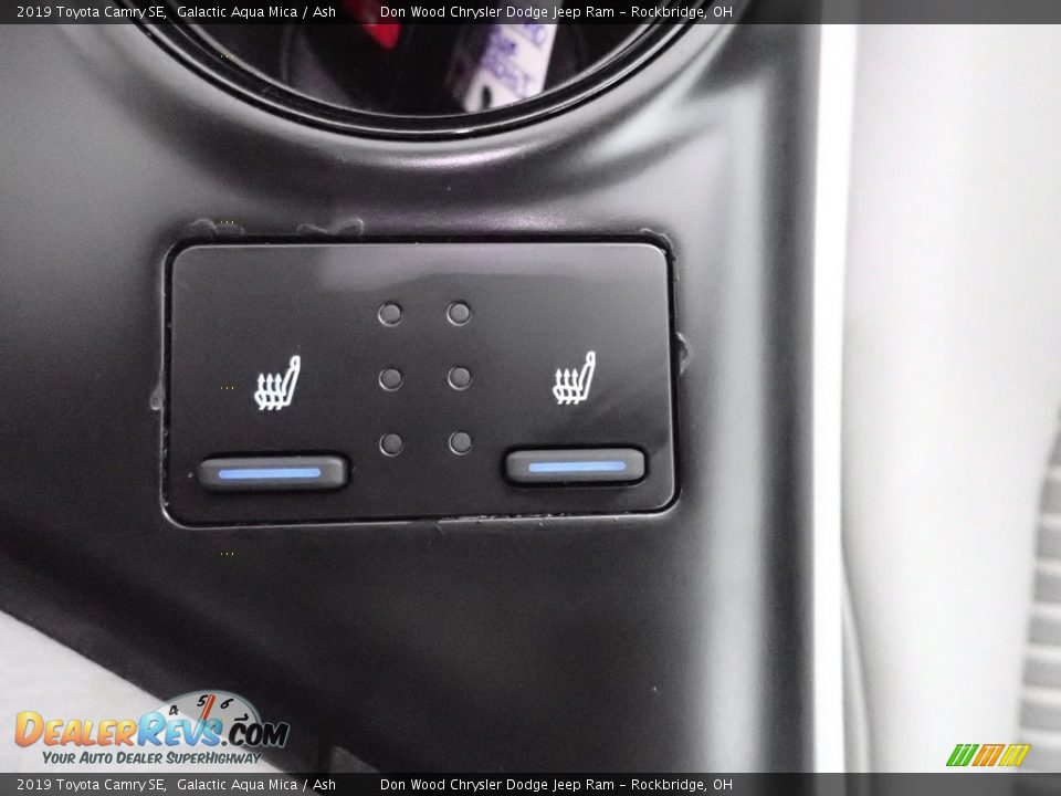 2019 Toyota Camry SE Galactic Aqua Mica / Ash Photo #3