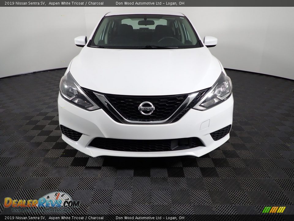 2019 Nissan Sentra SV Aspen White Tricoat / Charcoal Photo #4