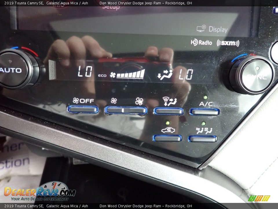 2019 Toyota Camry SE Galactic Aqua Mica / Ash Photo #5