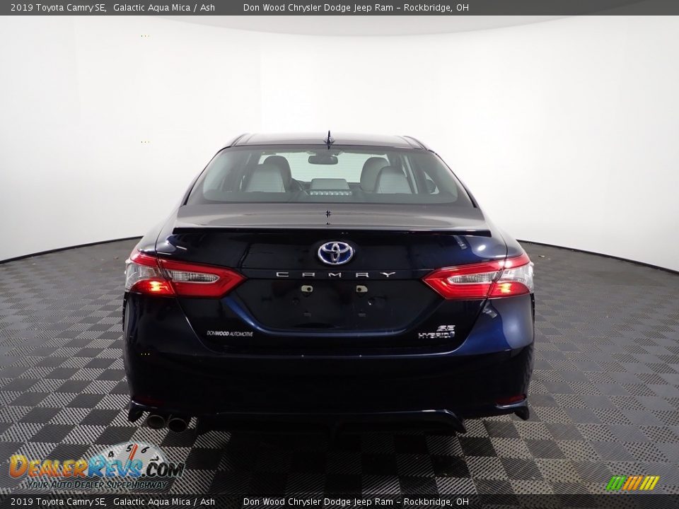 2019 Toyota Camry SE Galactic Aqua Mica / Ash Photo #9