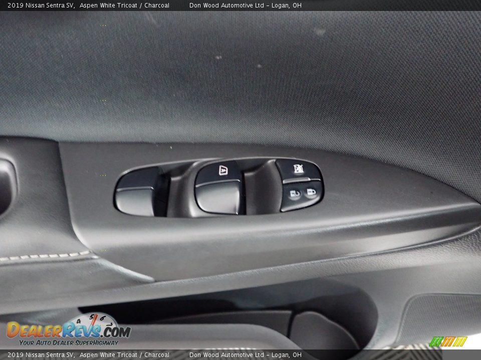 2019 Nissan Sentra SV Aspen White Tricoat / Charcoal Photo #12