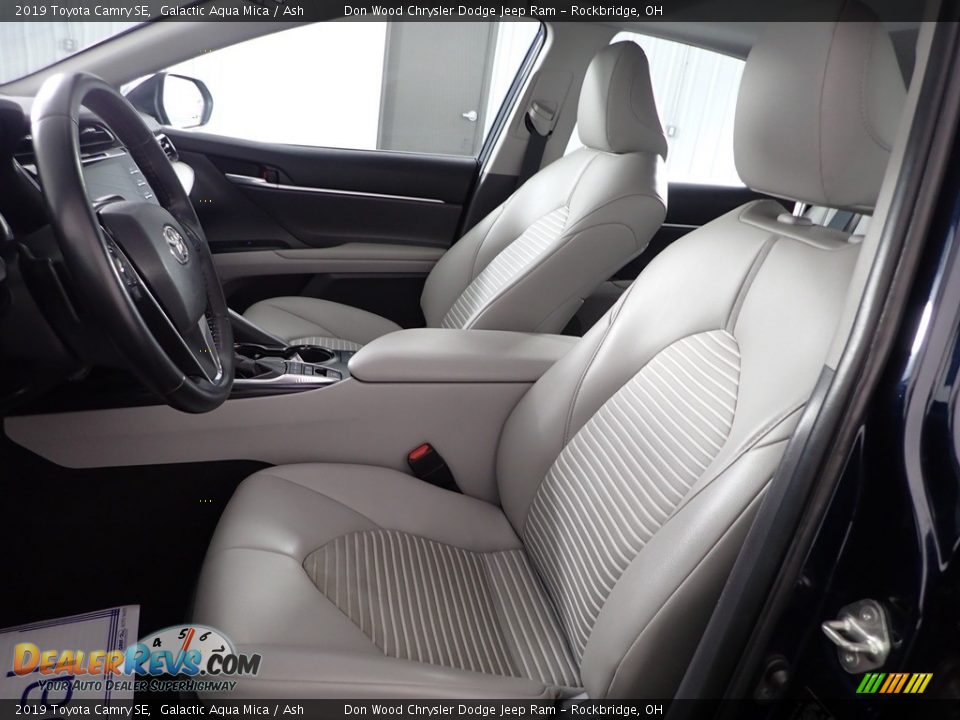 2019 Toyota Camry SE Galactic Aqua Mica / Ash Photo #15